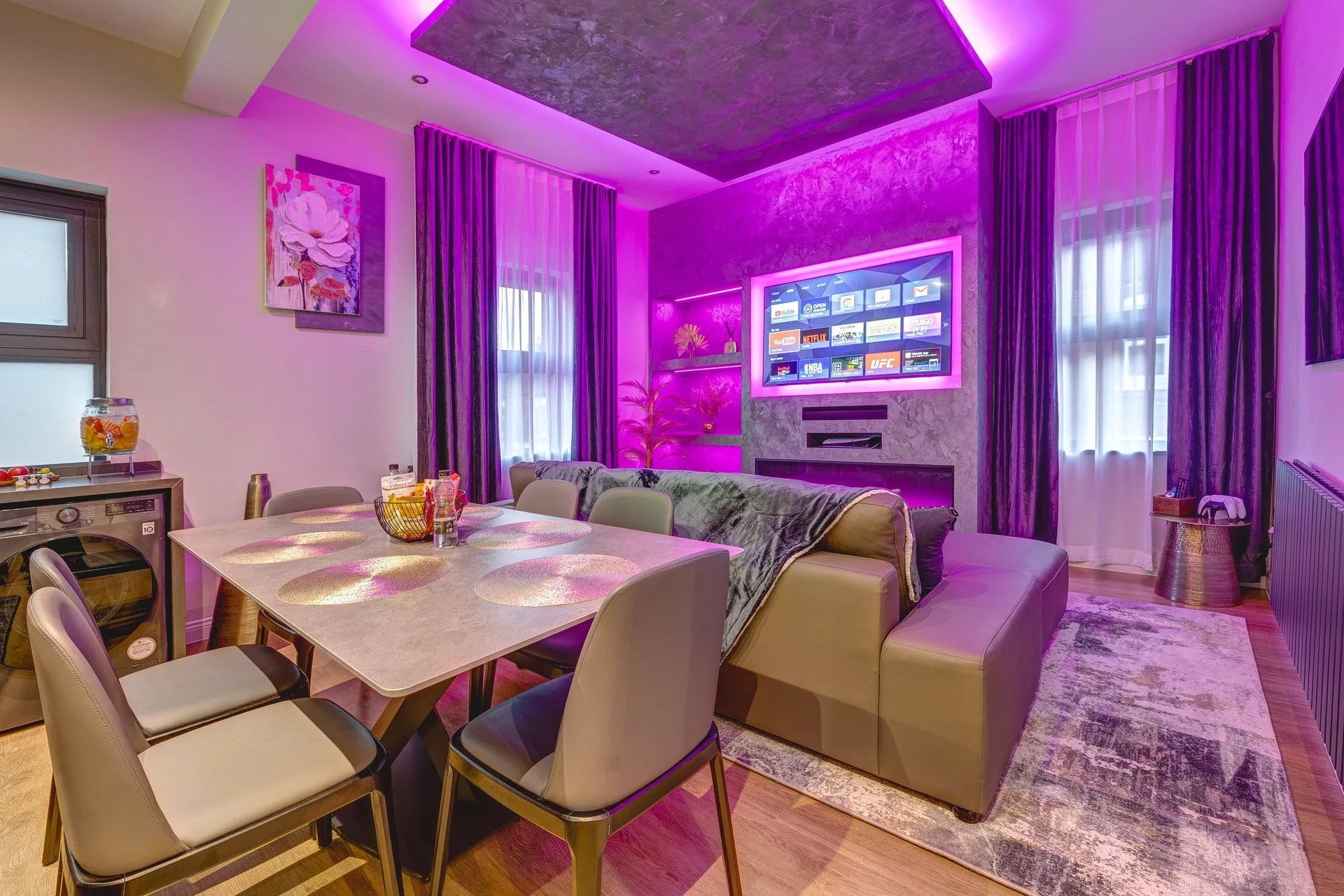 The One Bedroom Luxe Boutique Suite - Luxury Suite Interior